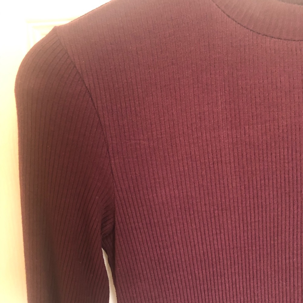 Backless RVCA Dress - Picture 3 of 3